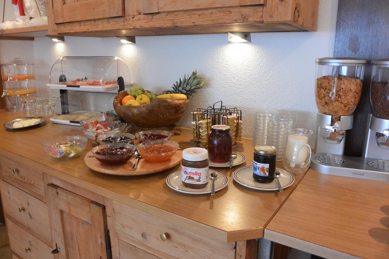Hotel Bärgsunnu Saas-Grund Exteriör bild