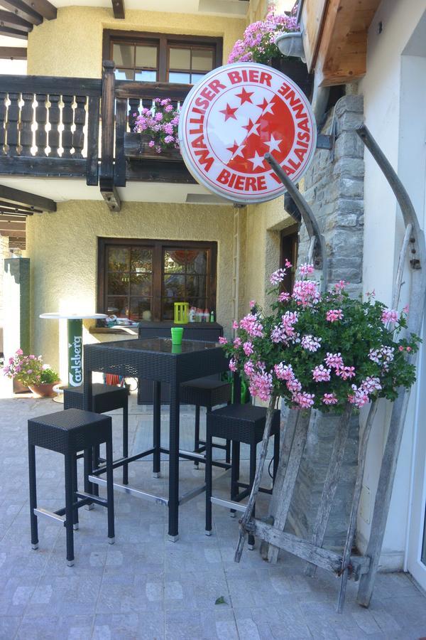 Hotel Bärgsunnu Saas-Grund Exteriör bild